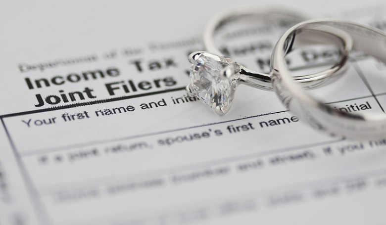 dating sites for legally separated couples file taxes